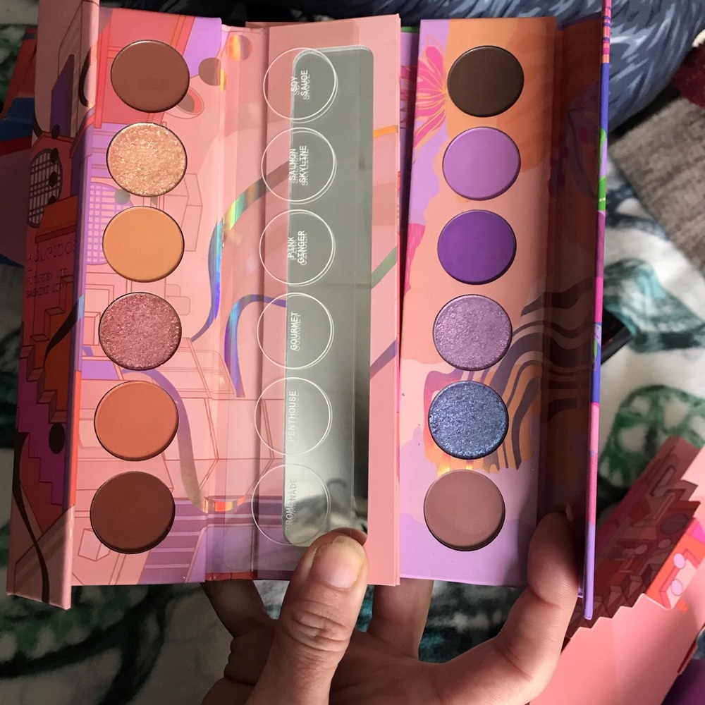 Kaleidos Sushimi City and Lunar Lavender Palettes